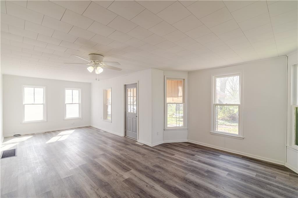 808 Ann Street Atchison, KS 66002 - Photo 5 of 60