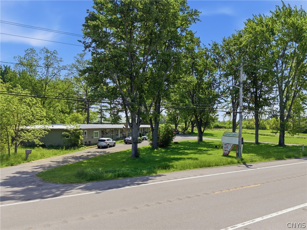 8766 Brewerton Road Cicero, NY 13029 - Photo 12 of 16