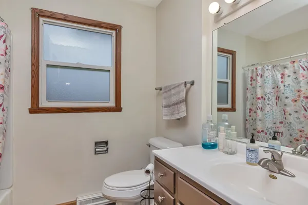 $320,000 | 932 Vine Avenue, Oshkosh, WI 54901