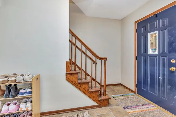 $320,000 | 932 Vine Avenue, Oshkosh, WI 54901