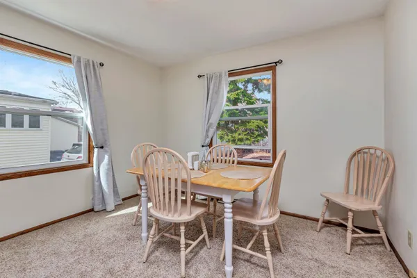 $320,000 | 932 Vine Avenue, Oshkosh, WI 54901