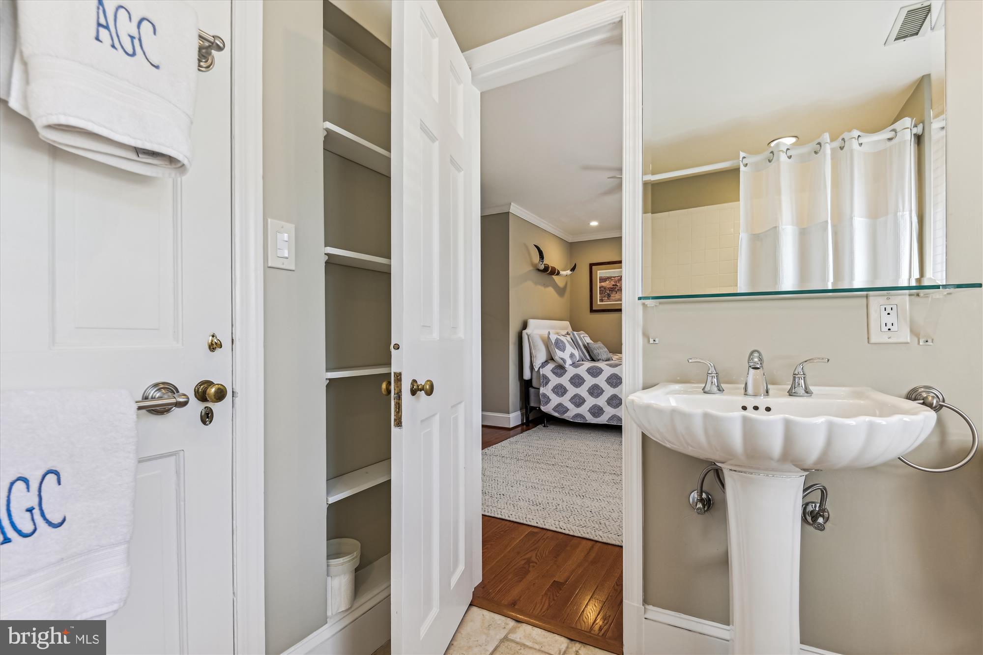 10703 Stevenson Road Stevenson, MD 21153 - Photo 52 of 85 Full bathroom