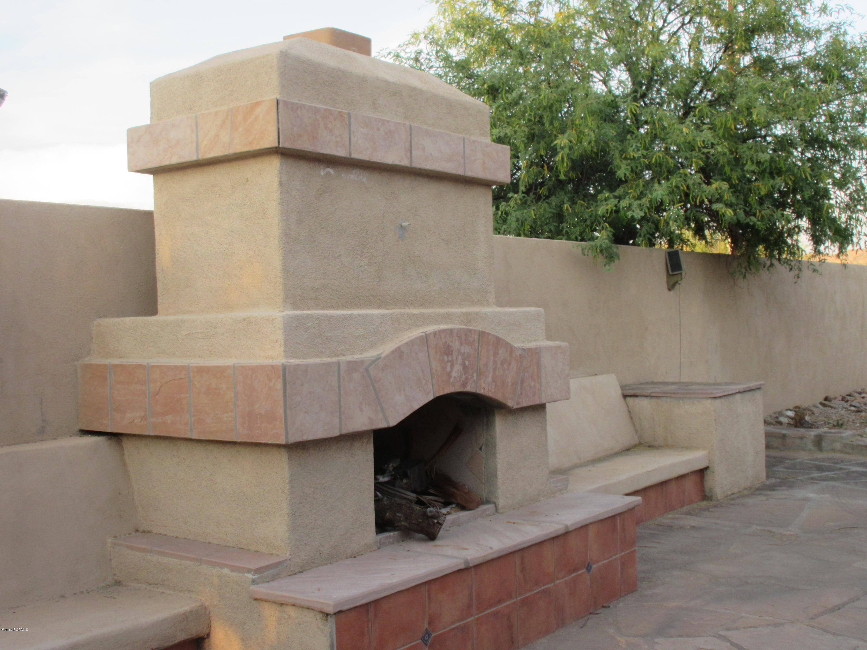 95 Avenida De Las Naciones Rio Rico, AZ 85648 - Photo 2 of 29