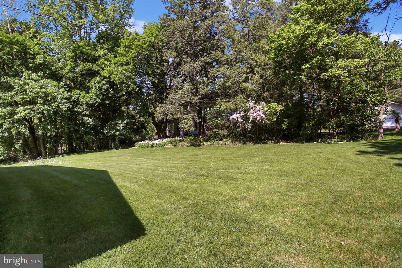 3409 River Road Reading, PA 19605 - Photo 30 of 41 a view of yard with green space