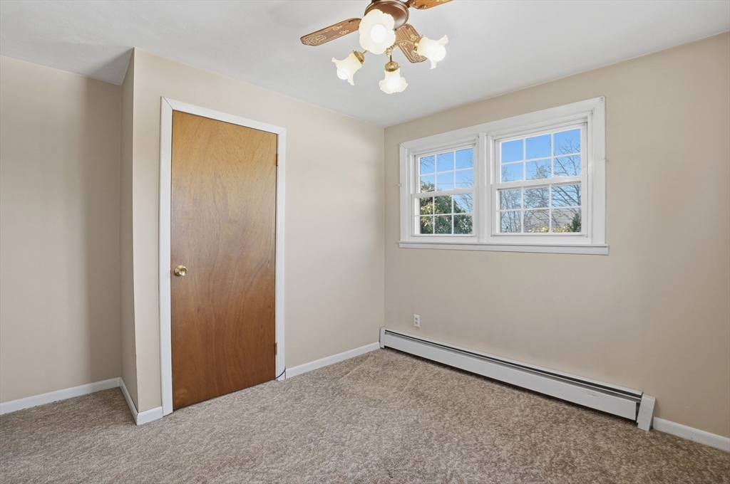 35 Hampton Street Auburn, MA 01501 - Photo 24 of 37