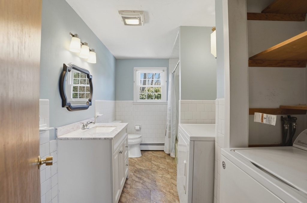 35 Hampton Street Auburn, MA 01501 - Photo 26 of 37