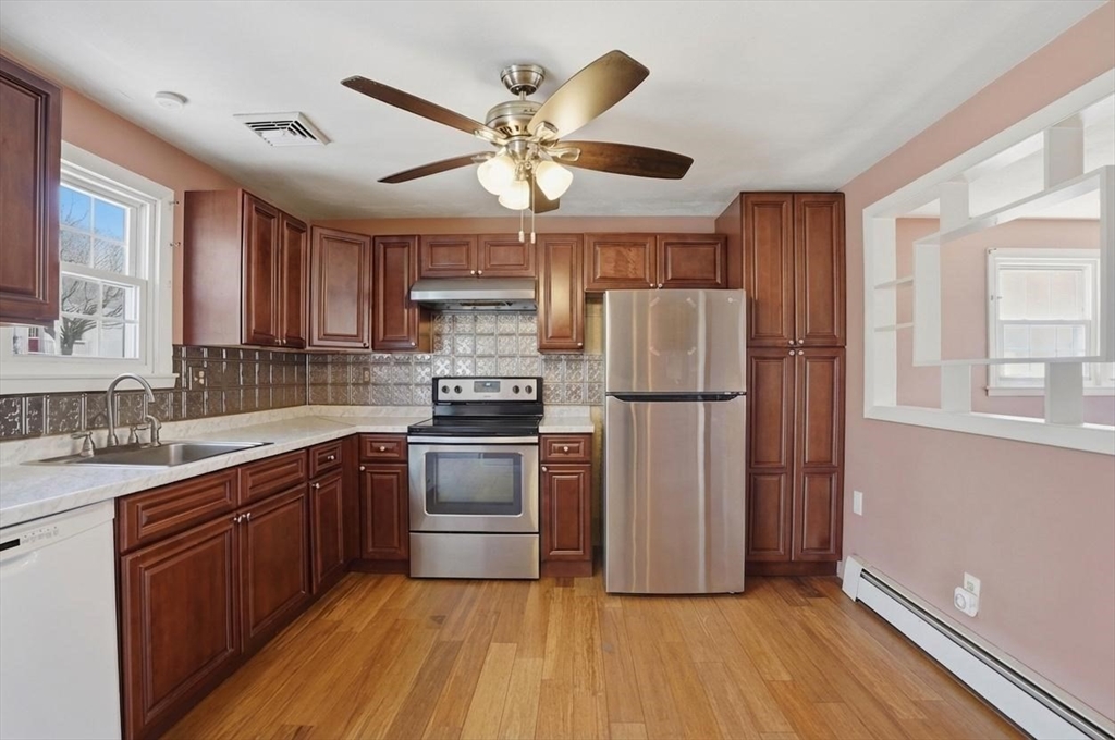 35 Hampton Street Auburn, MA 01501 - Photo 10 of 37