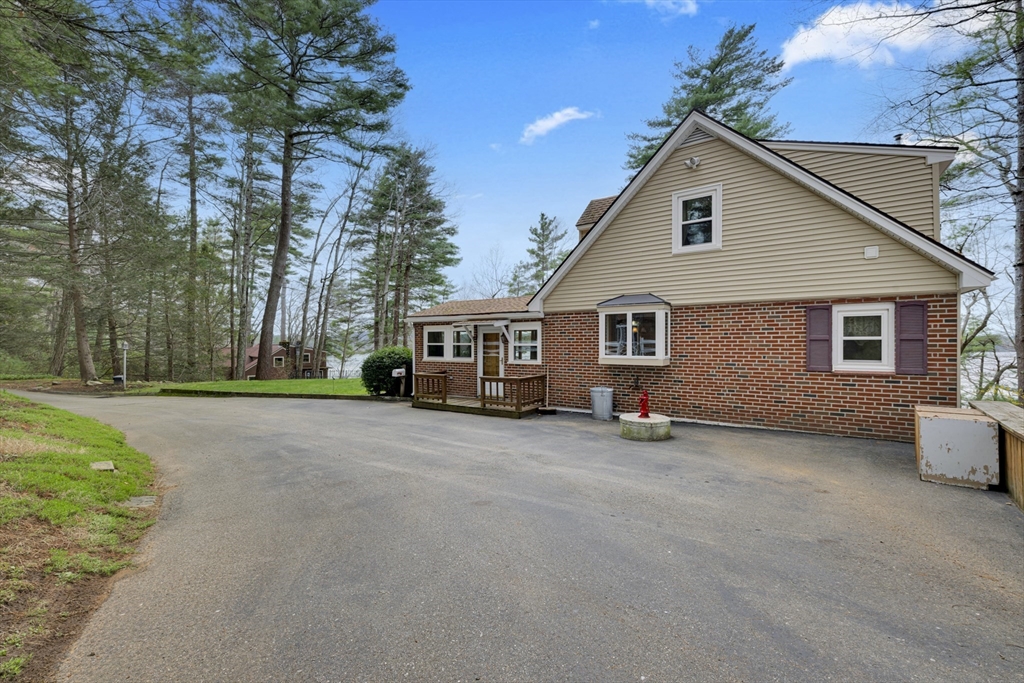 172 Stone Road East Brookfield, MA 01515 - Photo 3 of 29