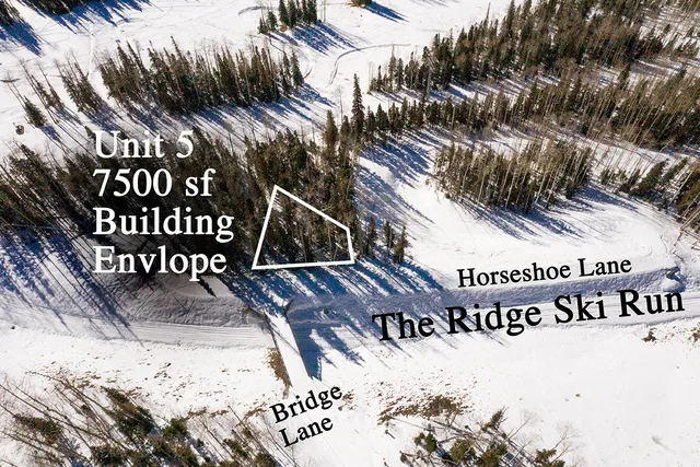 a picture of a bathroom