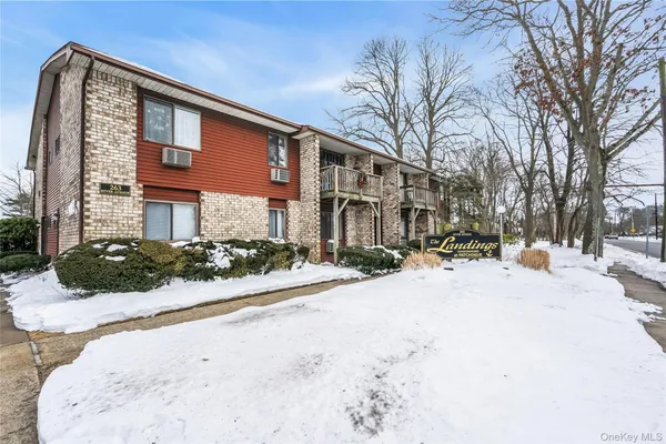 $349,990 | 263 River Avenue, Unit 16AU, Patchogue, NY 11772