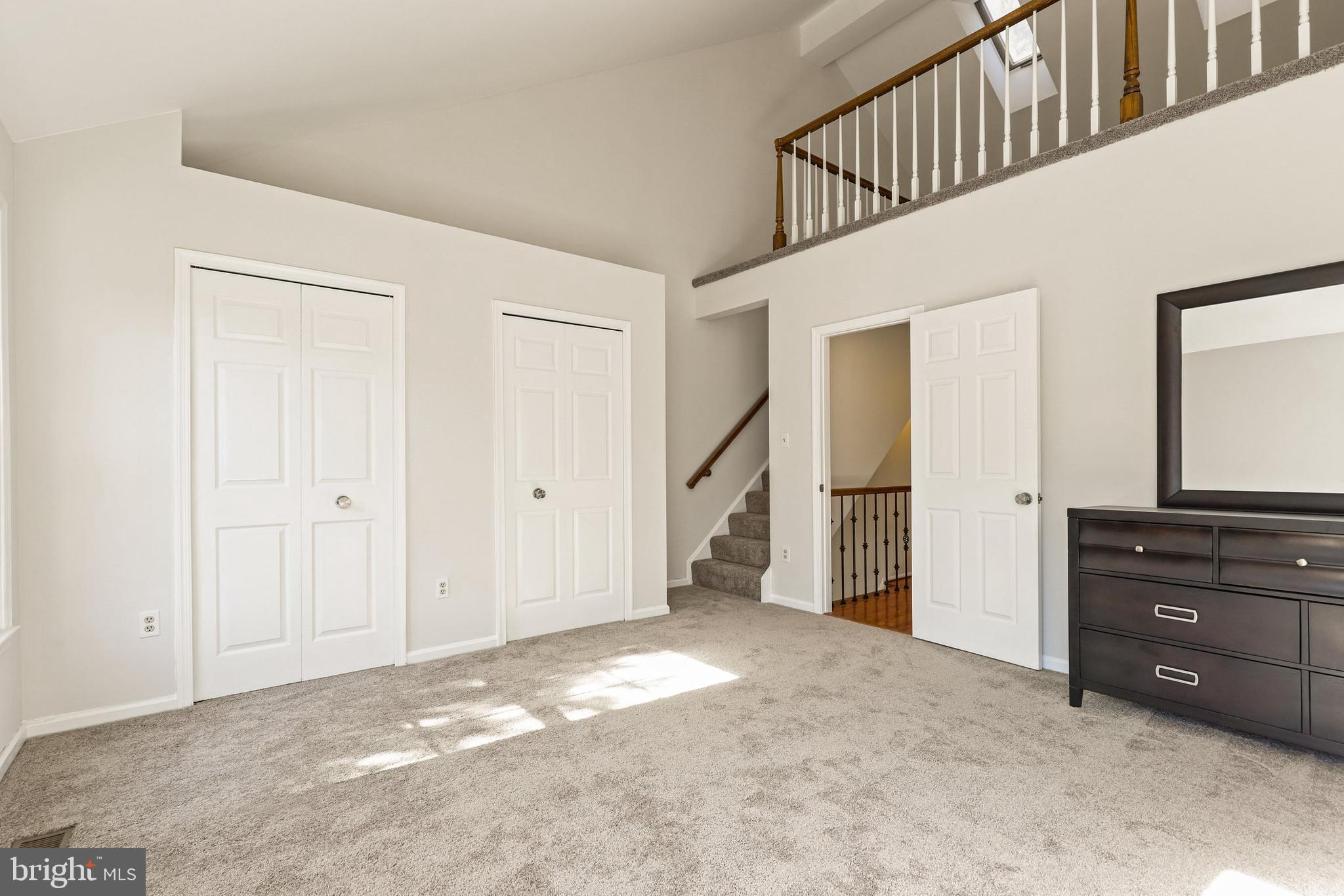 1375 Heritage Oak Way Reston, VA 20194 - Photo 16 of 36