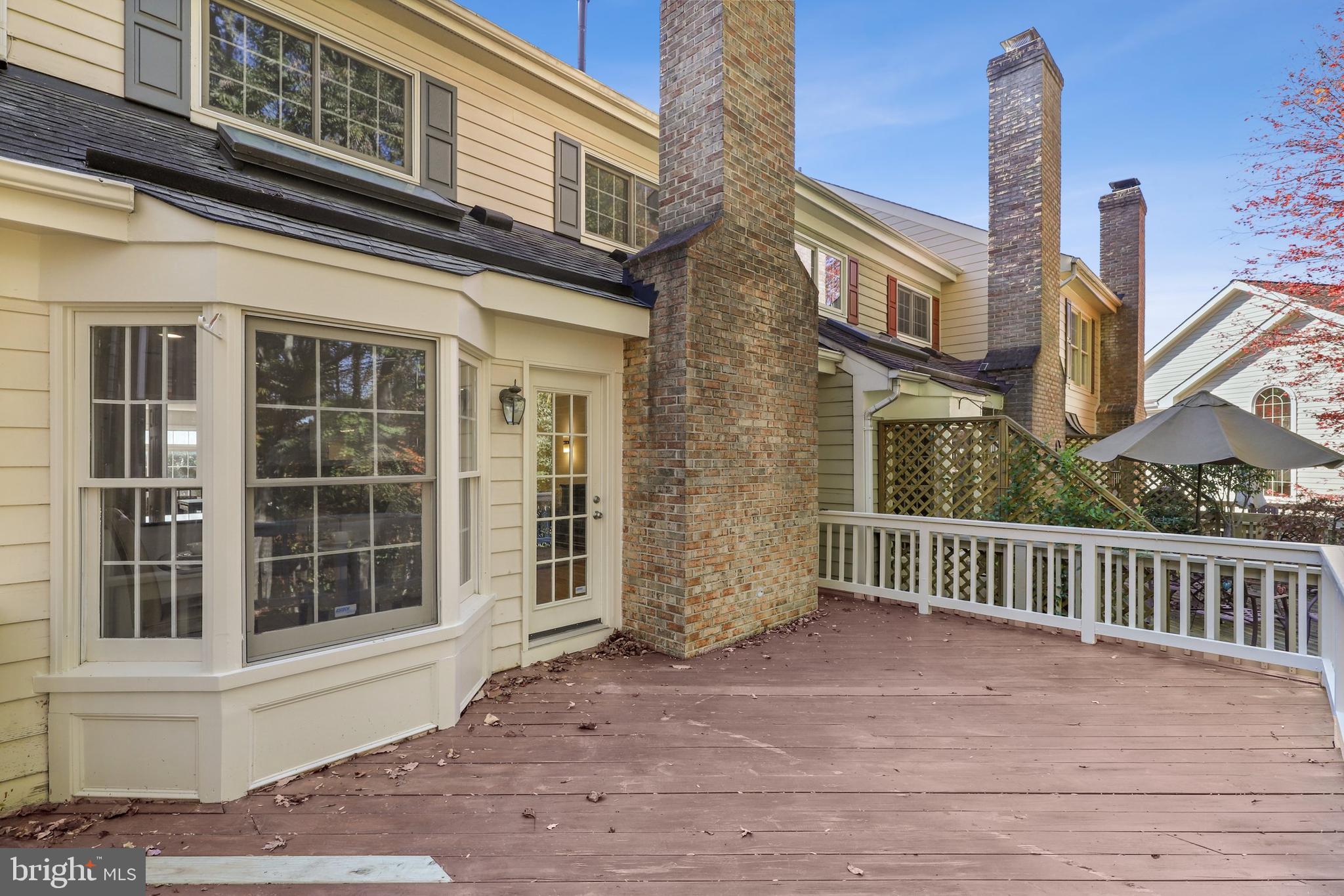 1375 Heritage Oak Way Reston, VA 20194 - Photo 35 of 36