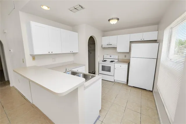 $285,000 | 415 East Polk Avenue, Unit A/B, Lake Wales, FL 33853