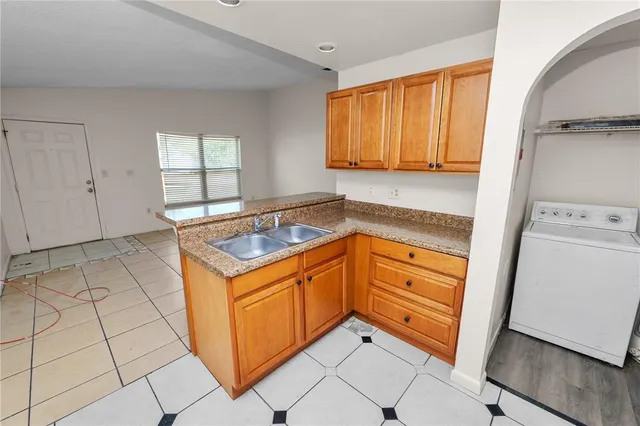 $285,000 | 415 East Polk Avenue, Unit A/B, Lake Wales, FL 33853