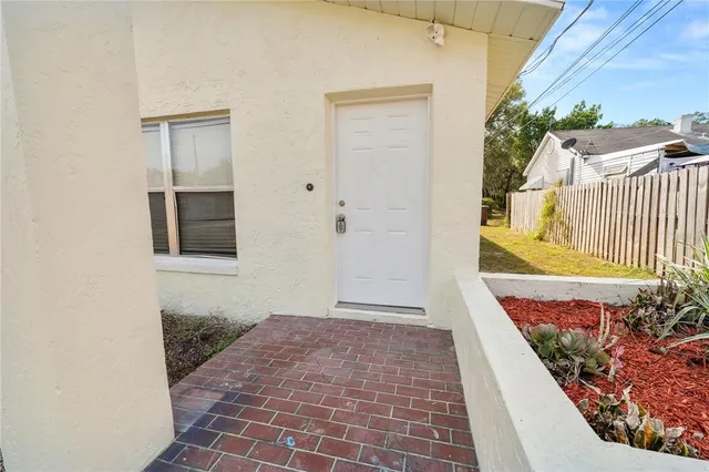 $285,000 | 415 East Polk Avenue, Unit A/B, Lake Wales, FL 33853