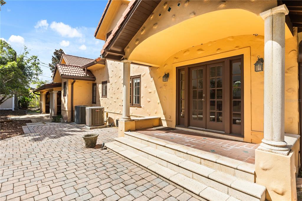 737 Springdale Road Orlando, FL 32804 - Photo 36 of 42 Gallery Image 36