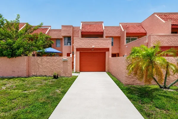 $2,700 | 5617 Northwest 16th Street, Unit 5, Lauderhill, FL 33313