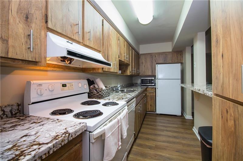 2141 Northeast 36th Street Lighthouse Point, FL 33064 - Photo 4 of 12