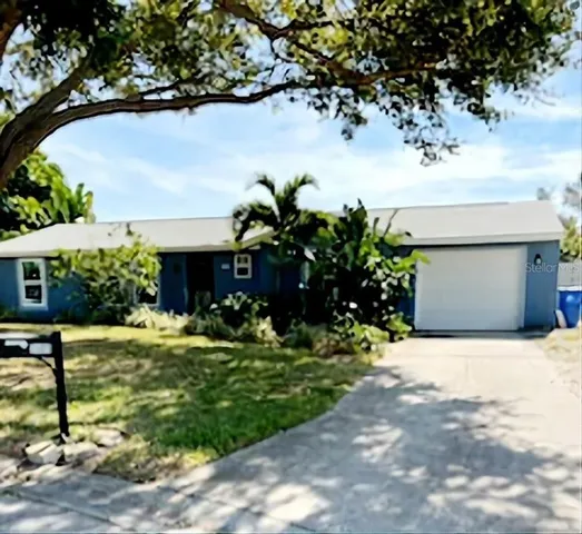 $2,800 | 3405 66th St Court West, Bradenton, FL 34209