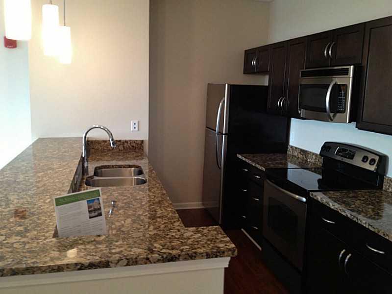 720 South Rangeline Road, Unit 605 Carmel, IN 46032 - Photo 6 of 24 Gallery Image 6