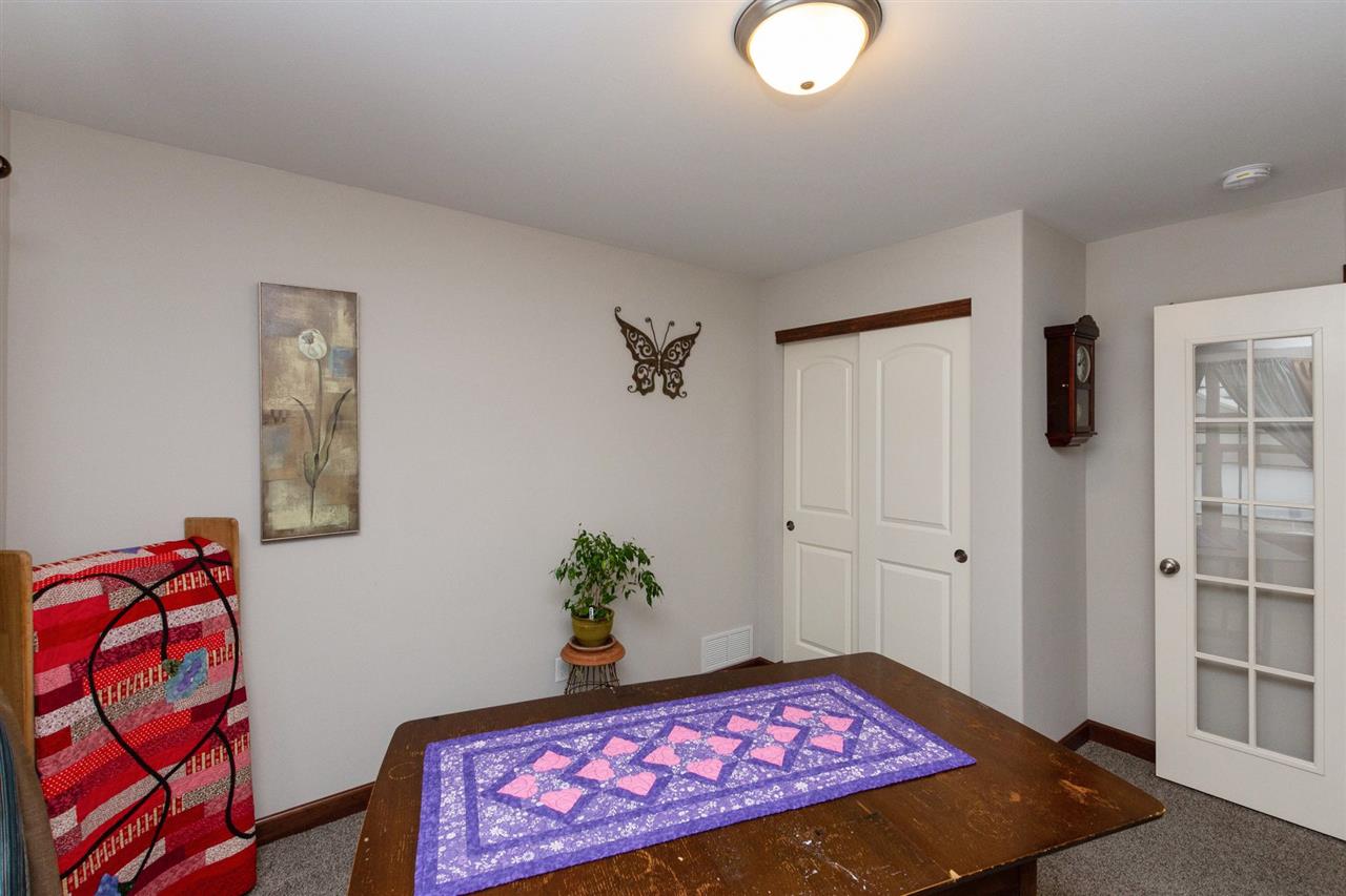2011 Shady Grove Road Southwest Cedar Rapids, IA 52404 - Photo 16 of 34 Gallery Image 16