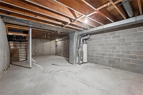 $1,950,000 | 720 Ottawa Street, Leavenworth, KS 66048