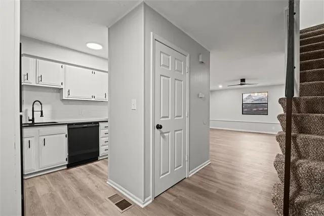 $1,950,000 | 720 Ottawa Street, Leavenworth, KS 66048