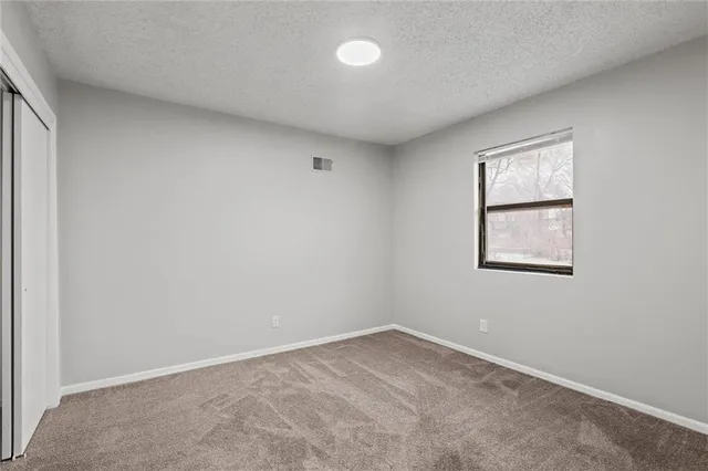 $1,950,000 | 720 Ottawa Street, Leavenworth, KS 66048