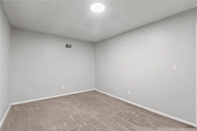 $1,950,000 | 720 Ottawa Street, Leavenworth, KS 66048