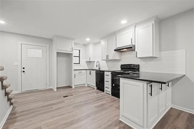 $1,950,000 | 720 Ottawa Street, Leavenworth, KS 66048