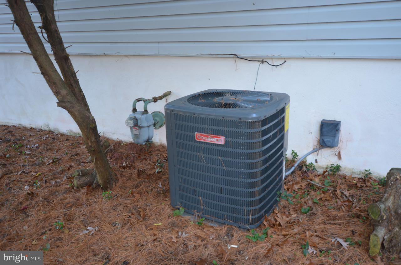 241 Jasmine Drive Hanover, PA 17331 - Photo 13 of 32