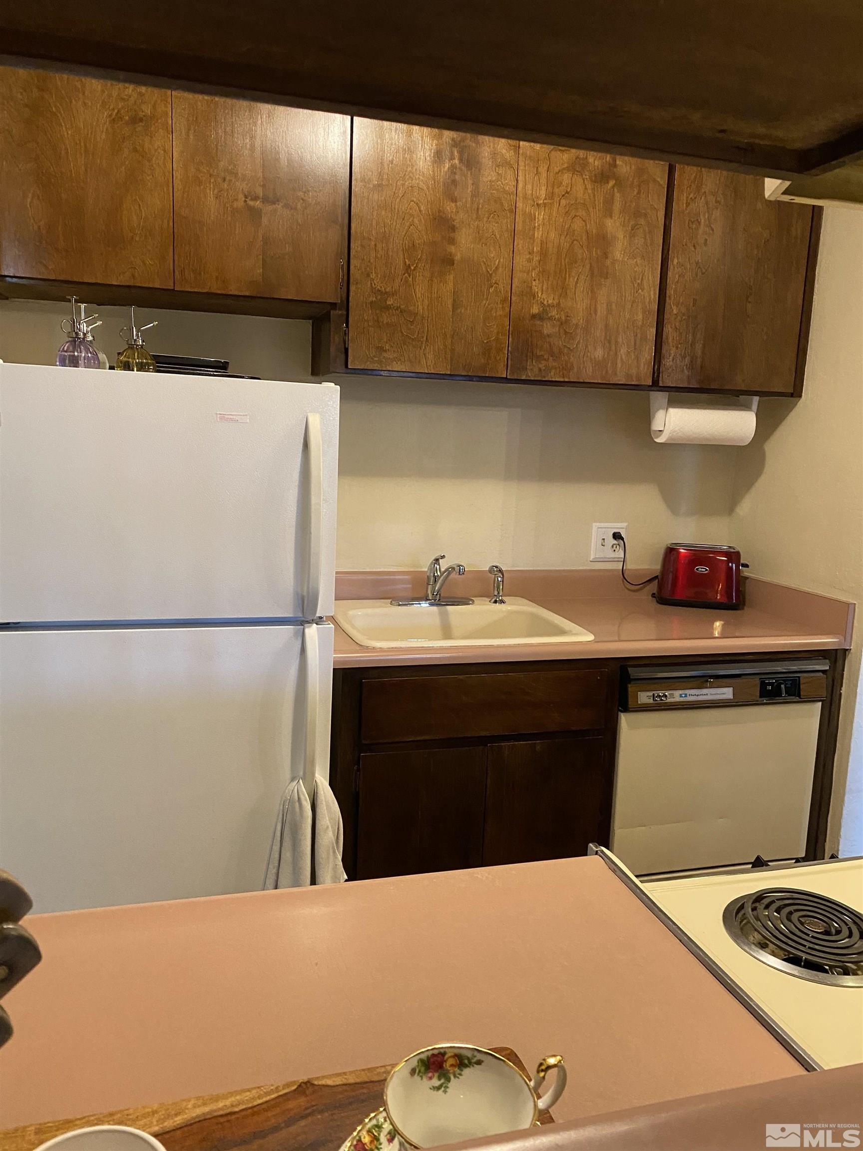 2955 Lakeside Drive Reno, NV 89509 - Photo 5 of 23 Photo 5