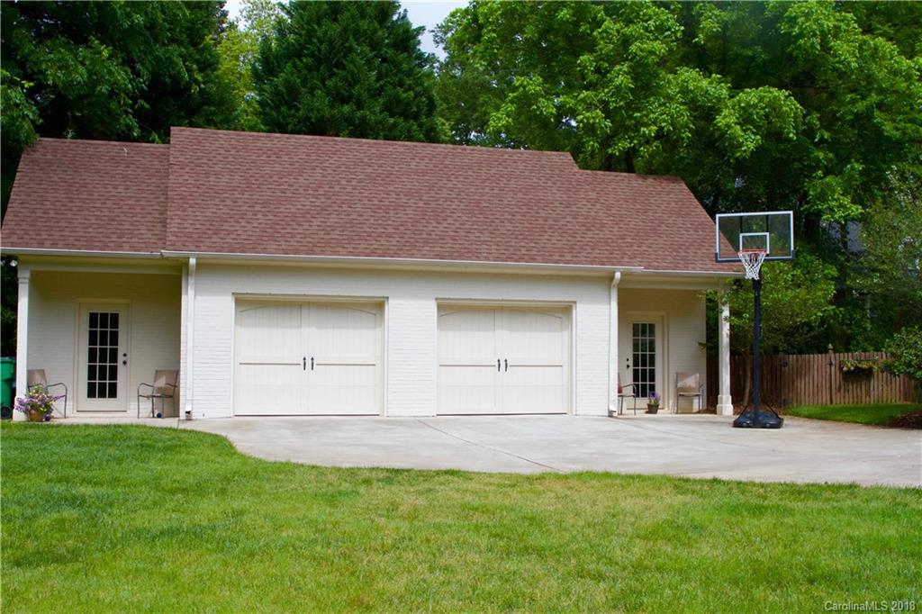 1852 Harris Road Charlotte, NC 28211 - Photo 33 of 34