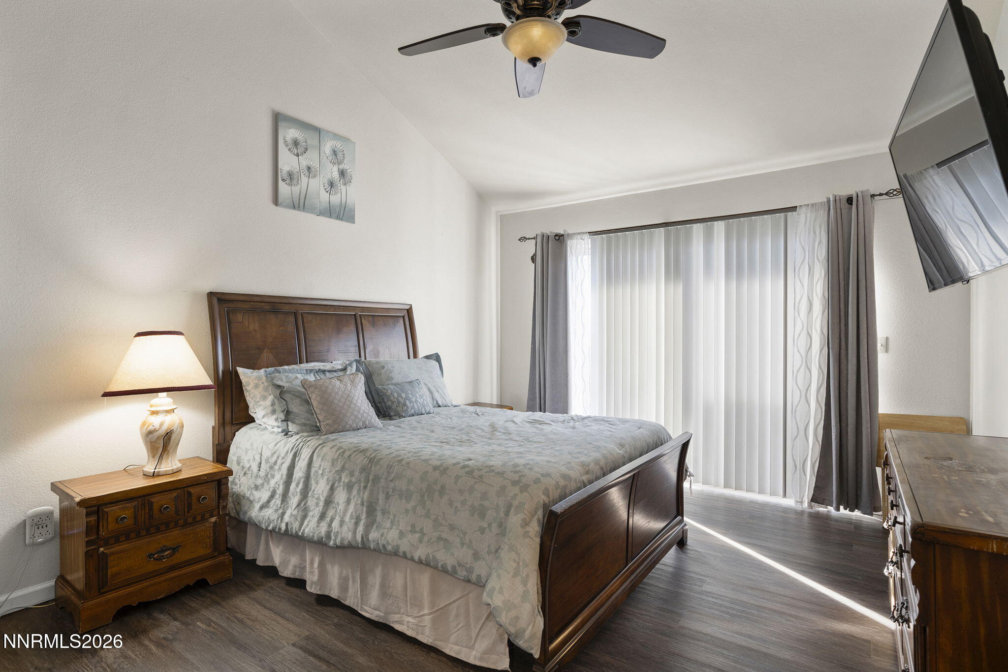 3348 Current Court Reno, NV 89509 - Photo 15 of 24 15-web-or-mls-_DSC5916