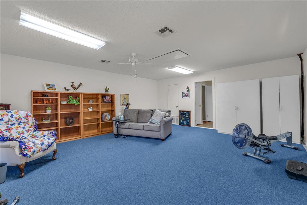 107 Fort Graham Circle Waco, TX 76705 - Photo 25 of 39 Execise Room, Reading area, Extra Family Space