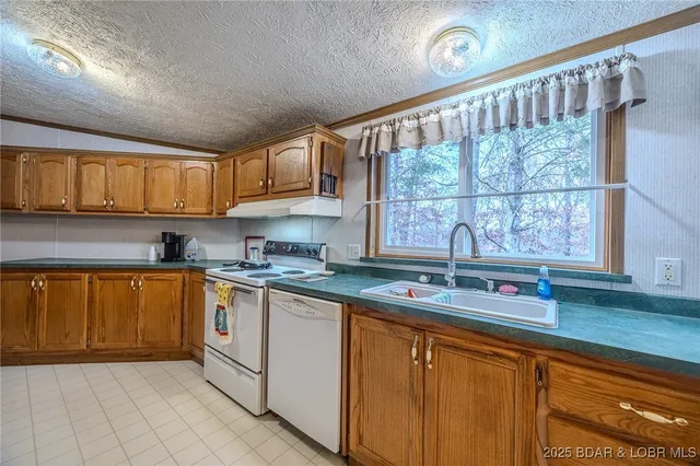 $229,000 | 29745 Canary Road, Gravois Mills, MO 65037