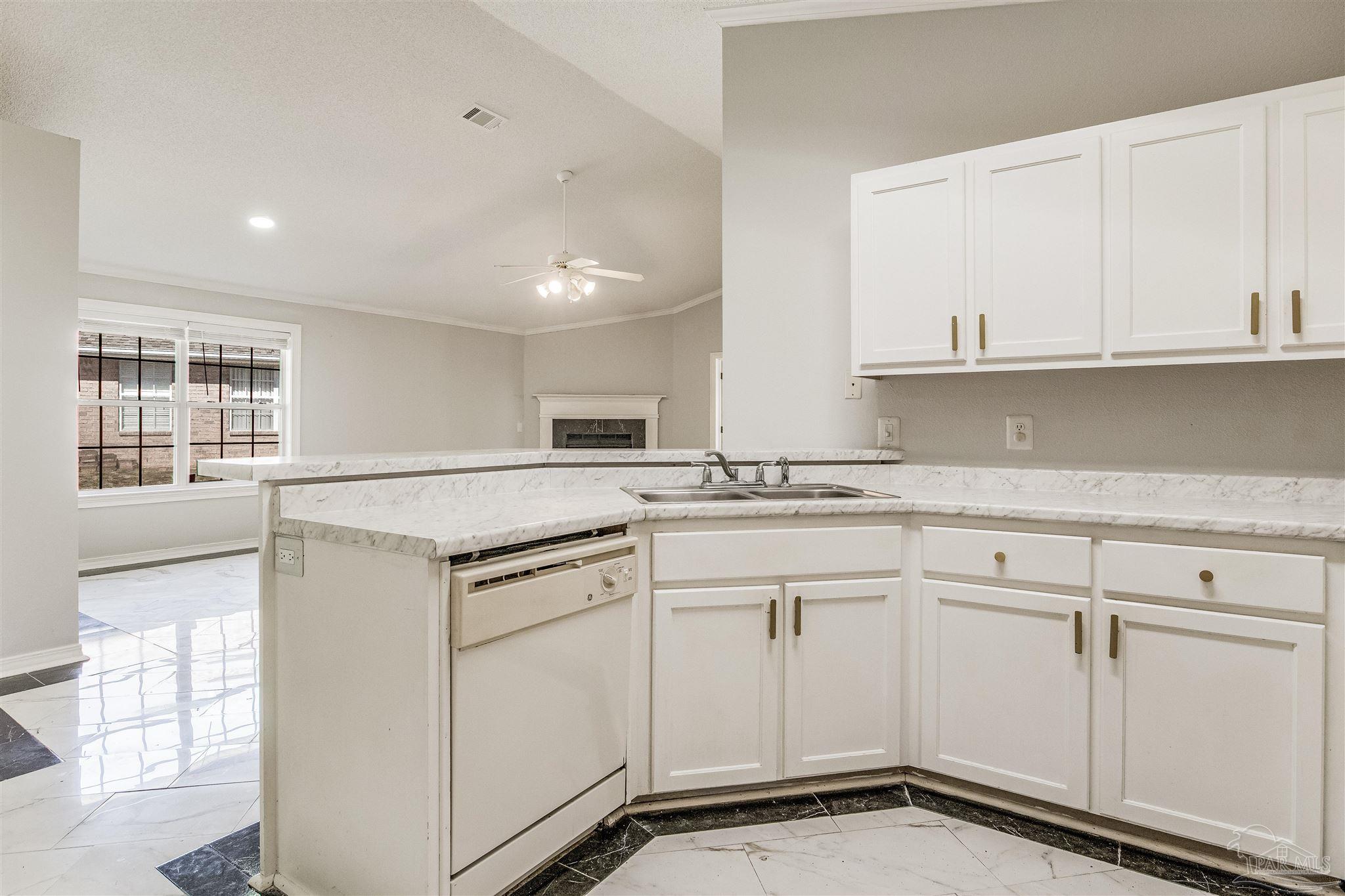 6732 Cedar Ridge Circle Milton, FL 32570 - Photo 16 of 54 Gallery Image 16