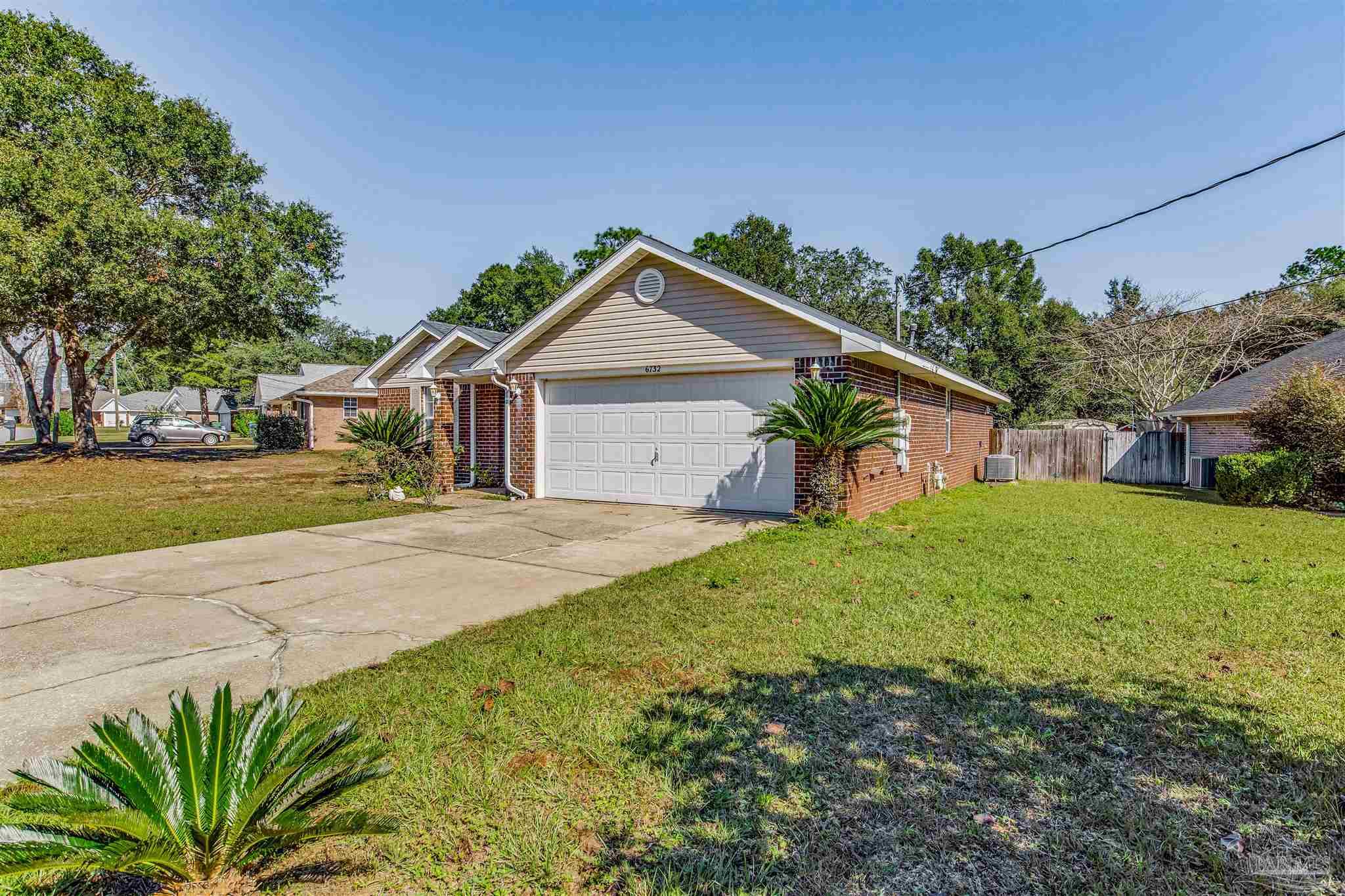 6732 Cedar Ridge Circle Milton, FL 32570 - Photo 4 of 54 Gallery Image 4