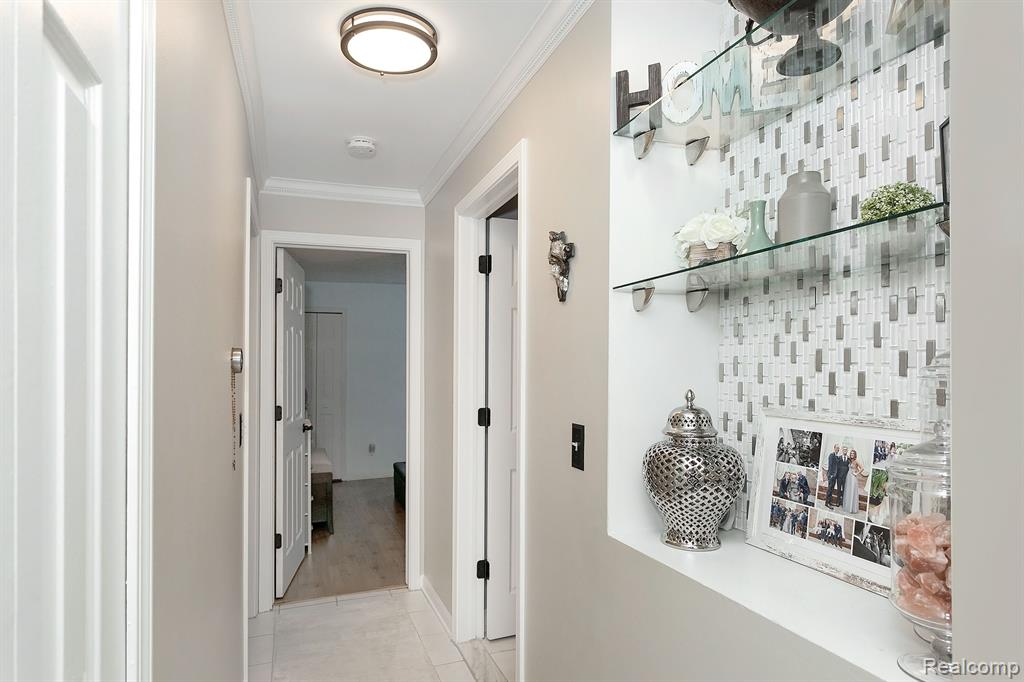 1665 Huntington Park, Unit F Rochester Hills, MI 48309 - Photo 14 of 34