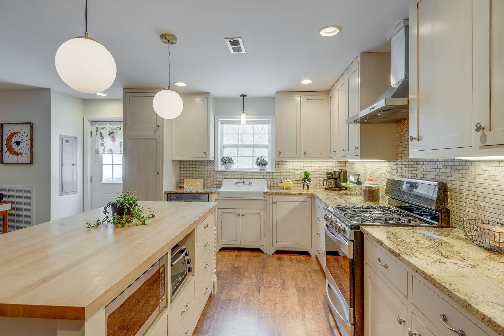 967 Eli Road Bon Aqua, TN 37025 - Photo 1 of 32 Gallery Image 1