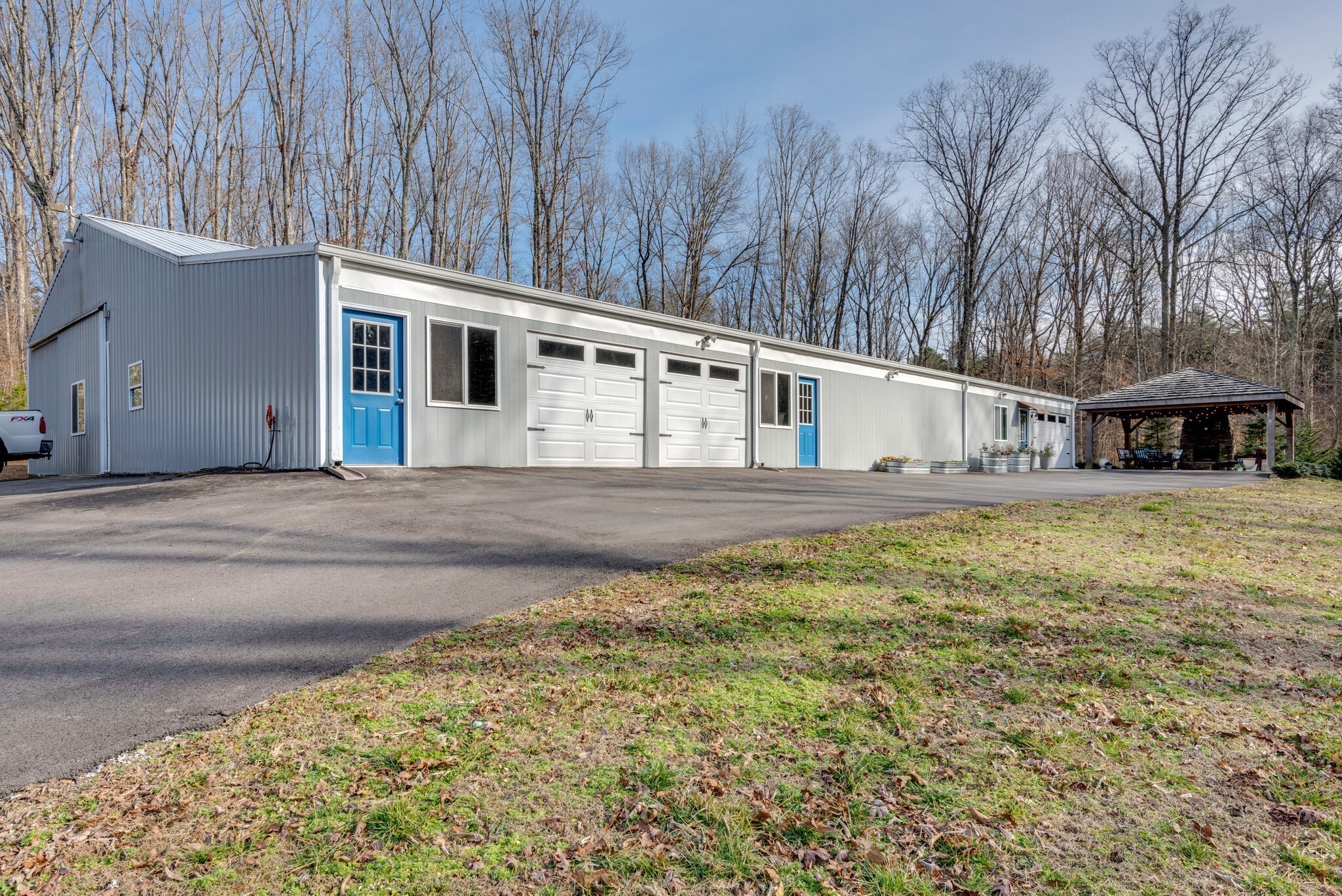 967 Eli Road Bon Aqua, TN 37025 - Photo 3 of 32 Gallery Image 3