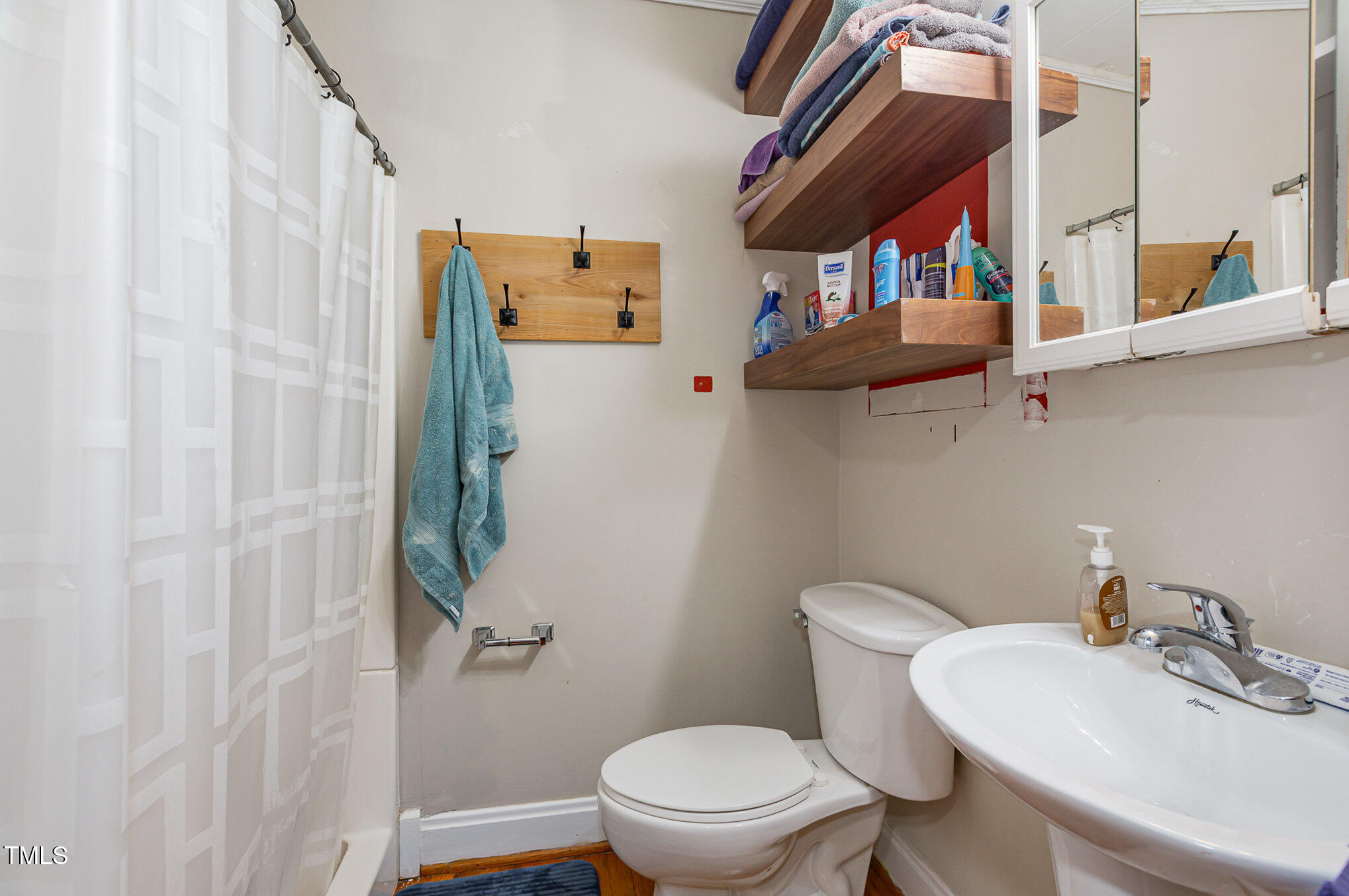 2214 Umstead Road Durham, NC 27712 - Photo 26 of 33 025_file_598