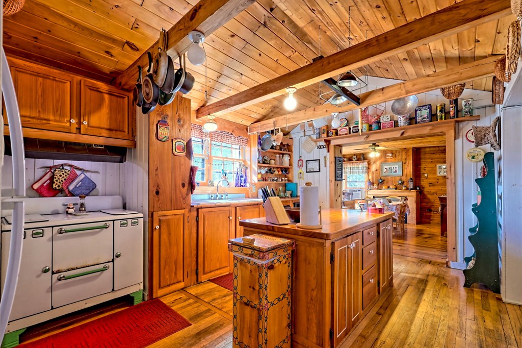 1137 Car Miles Road Hiawassee, GA 30546 - Photo 18 of 75