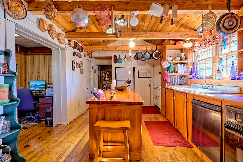 1137 Car Miles Road Hiawassee, GA 30546 - Photo 21 of 75