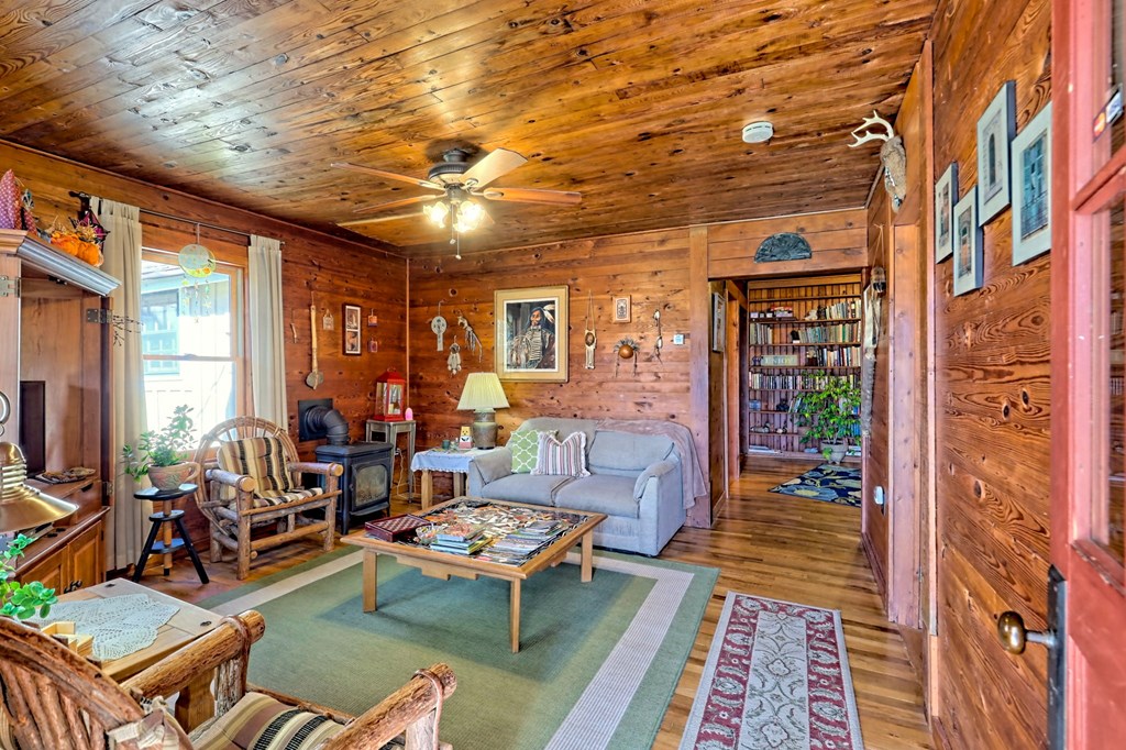 1137 Car Miles Road Hiawassee, GA 30546 - Photo 5 of 75