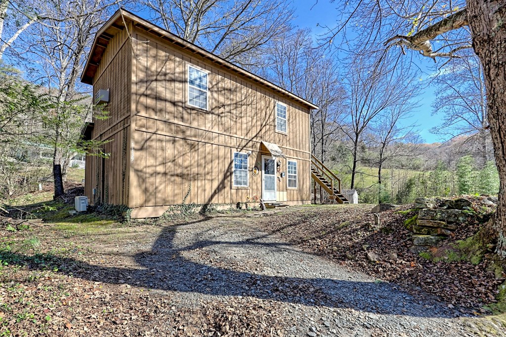 1137 Car Miles Road Hiawassee, GA 30546 - Photo 53 of 75