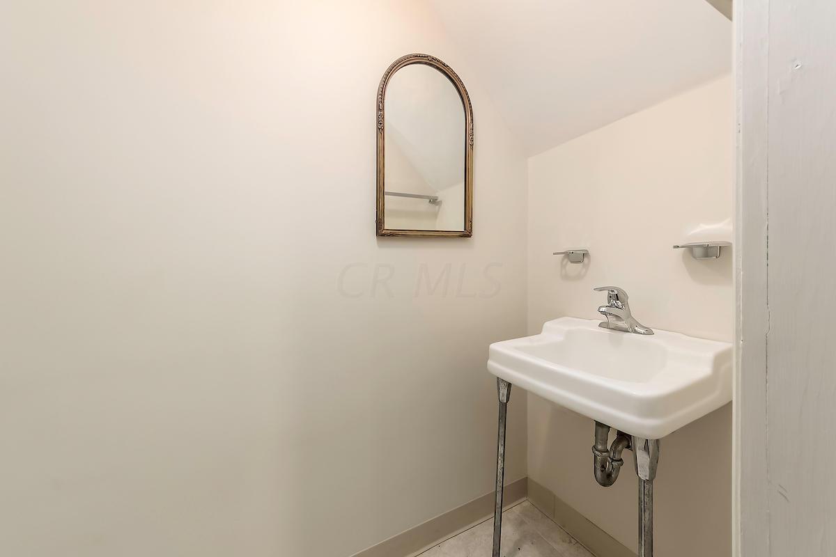 2155 Yorkshire Road Columbus, OH 43221 - Photo 46 of 46