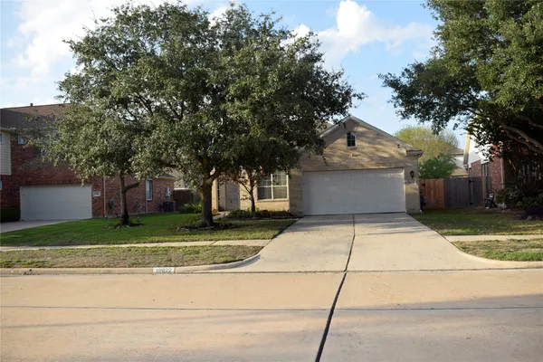 $2,450 | 18022 Oak Orchard Lane, Cypress, TX 77433