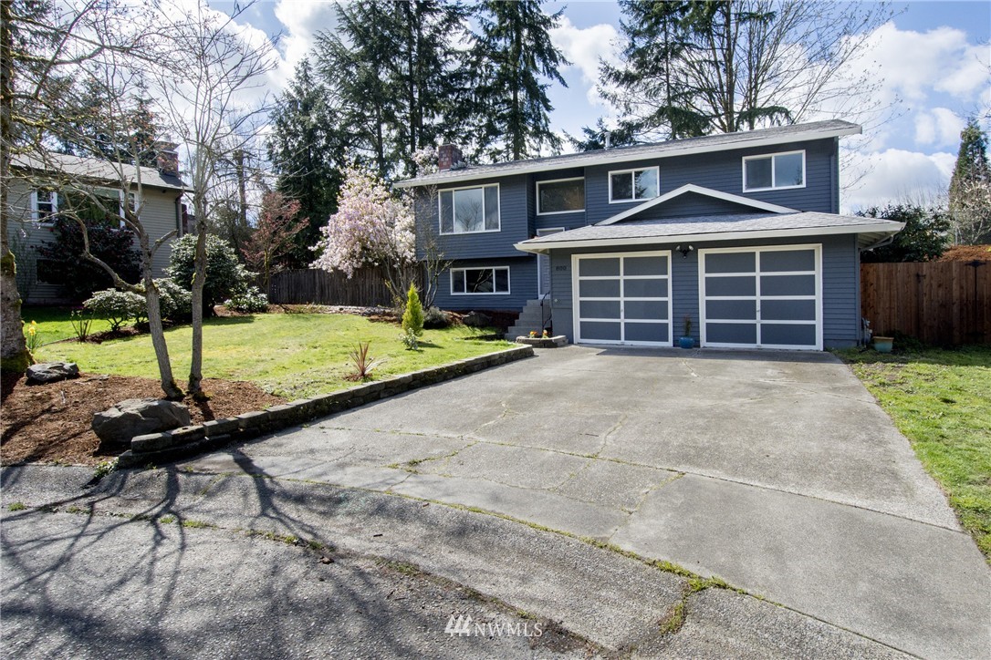 800 201st Place Southeast Bothell, WA 98012 - Photo 3 of 25 Gallery Image 3