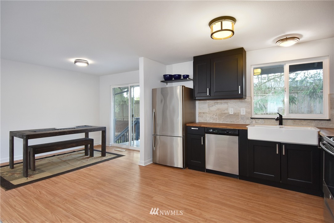 800 201st Place Southeast Bothell, WA 98012 - Photo 7 of 25 Gallery Image 7